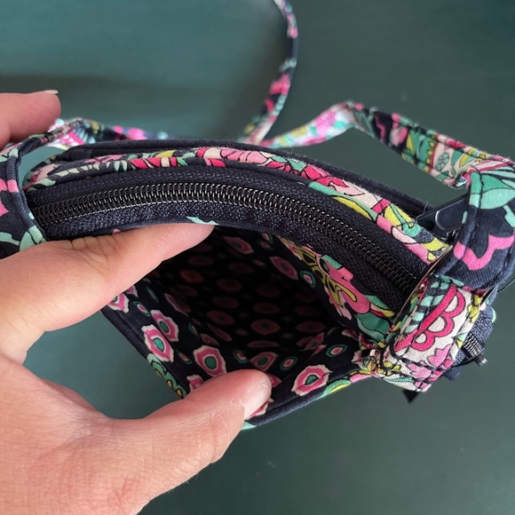 Vera Bradley crossbody purse - Picture 7 of 16